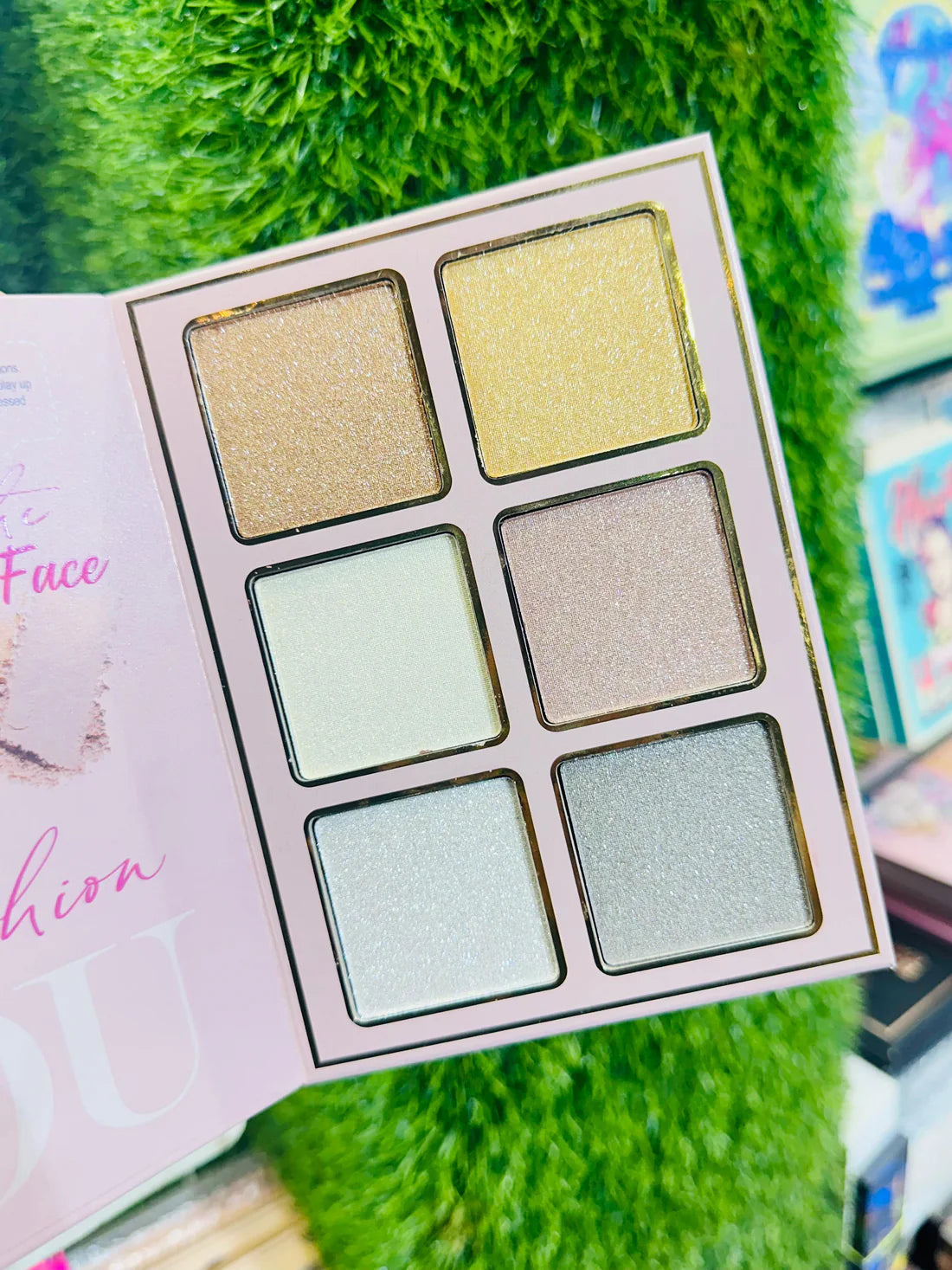 5-in-1 Makeup Book Palette ( IGOODGO💄)